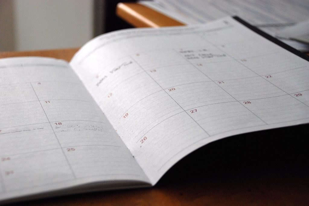 Organizing schedule / calendar Organizing schedule / calendar